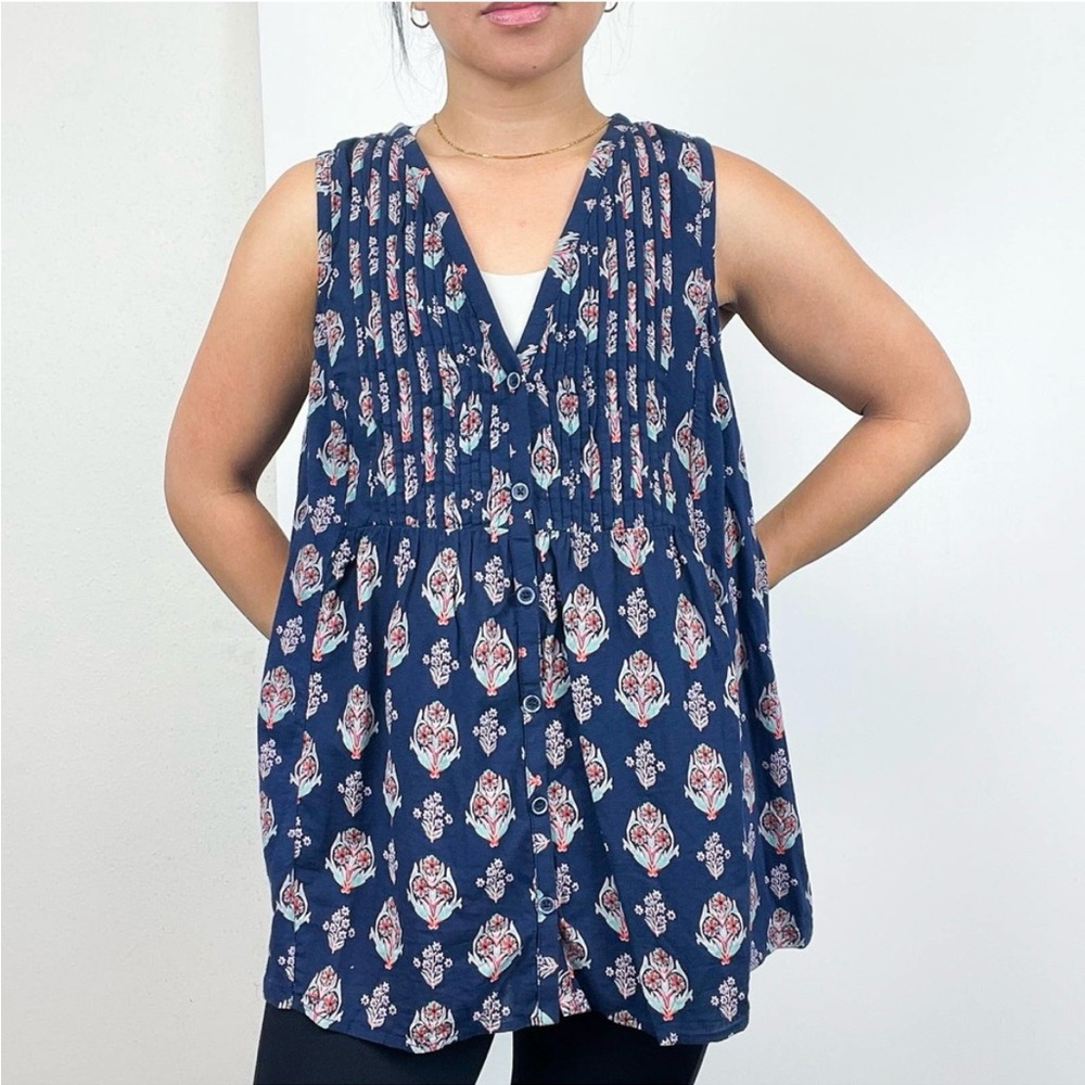 Anthropologie Maeve Damask Pleated Button Down Sleeveless Top